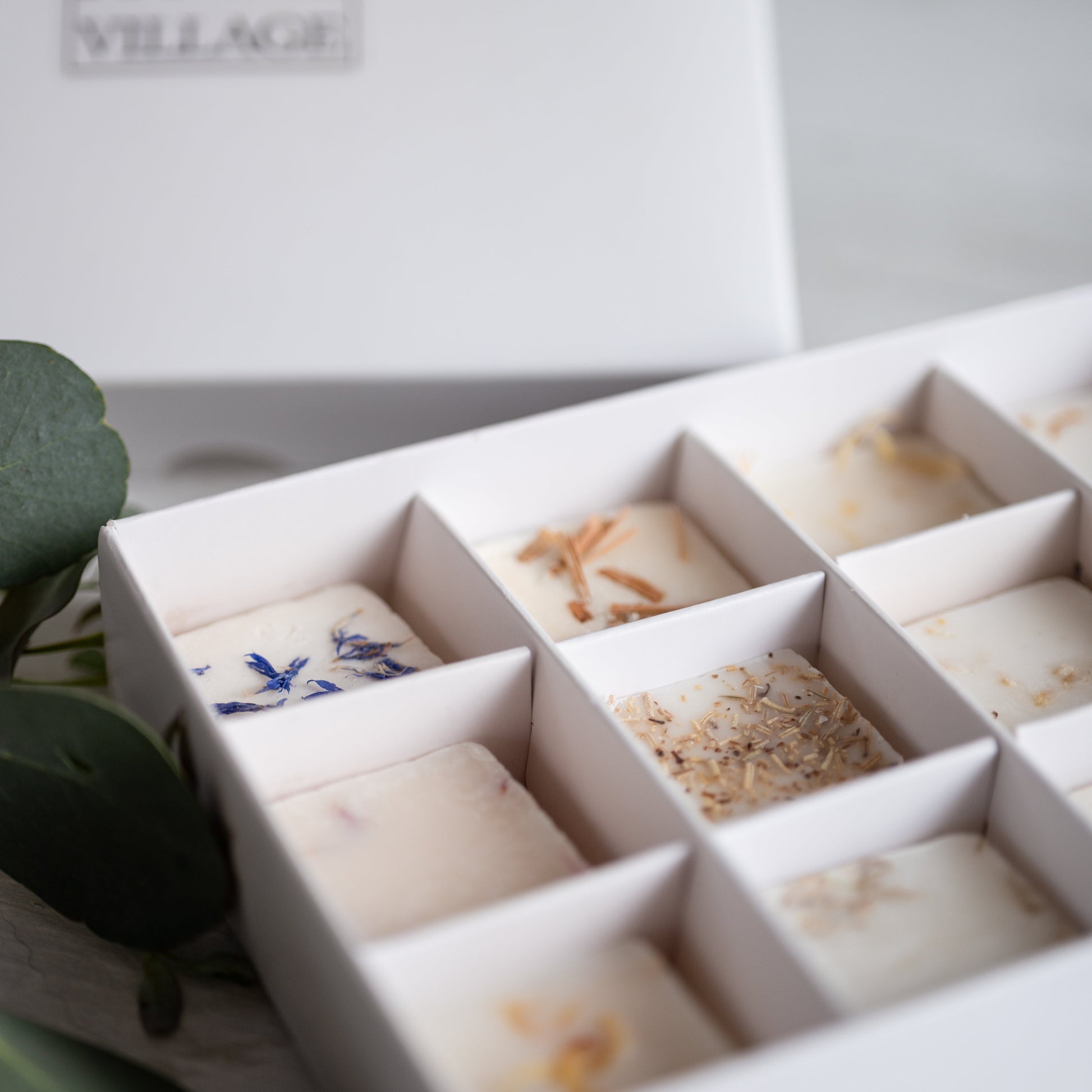 Botanical Wax Melt Collection - 12g x 16, Up to 160 Hours Botanical Wax Melt Collection - 12g x 16, Up to 160 Hours