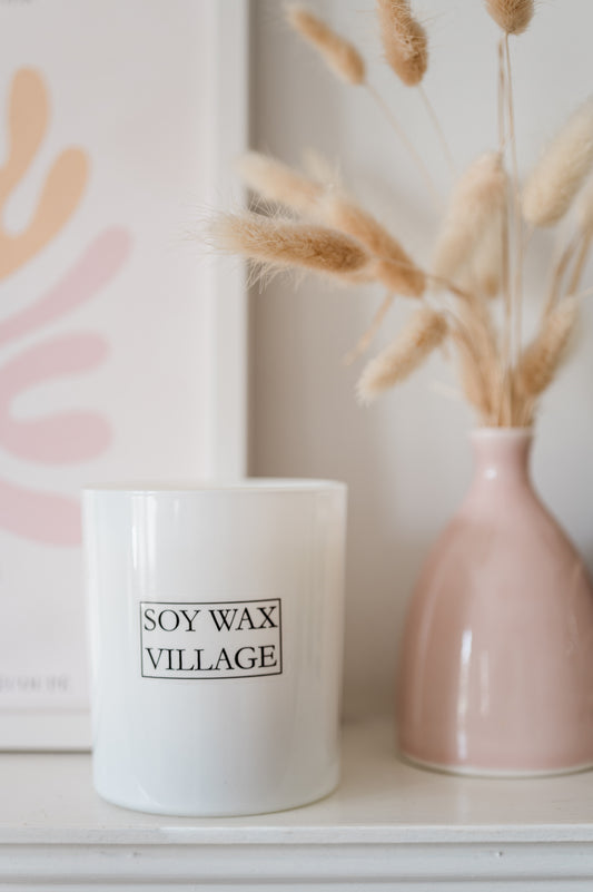 Candles - Medium 220g